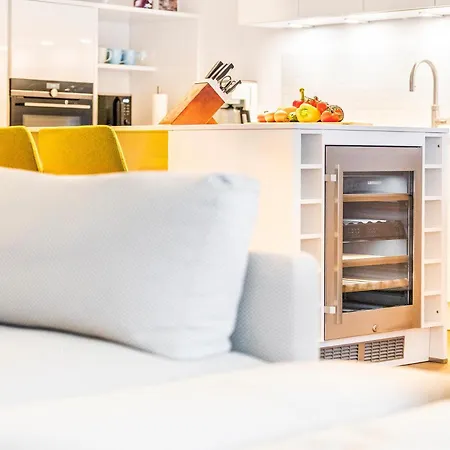 Apartamento Prora - Sauna, Waschmaschine Und Strandkorb Am Strand - Sunny Binz
