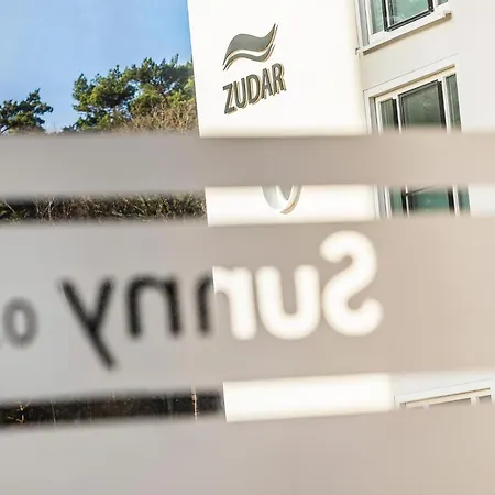 Prora - Sunny アパート *